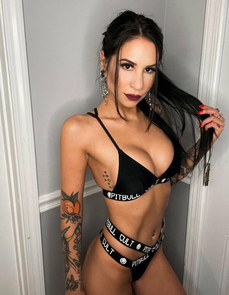 Foto di nudo di fuga di OnlyFans di Missgio92