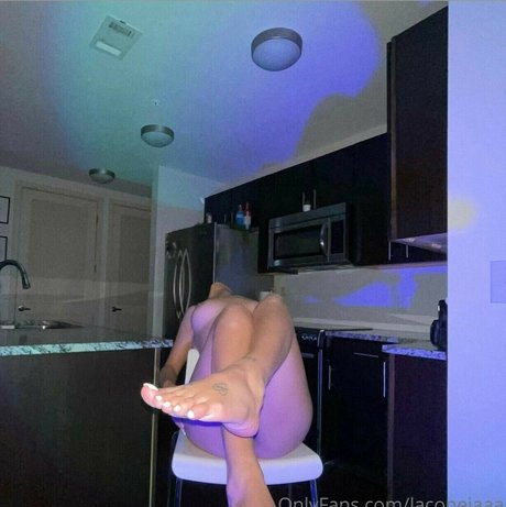 Foto di nudo di fuga di OnlyFans di Laconejaaa
