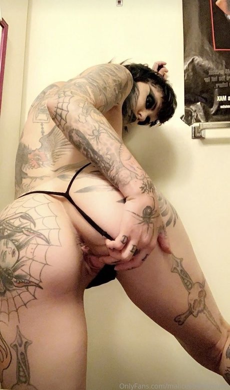 Foto di nudo di fuga di OnlyFans di Malice Mcmunn