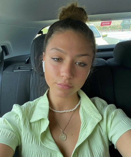 Foto di nudo di fuga di OnlyFans di Luciana Praino