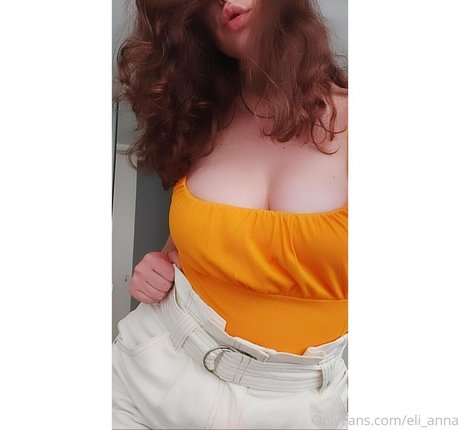 Foto di nudo di fuga di OnlyFans di True Elianna