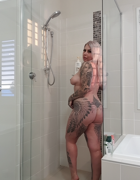 Foto di nudo di fuga di OnlyFans di Blayze Williams