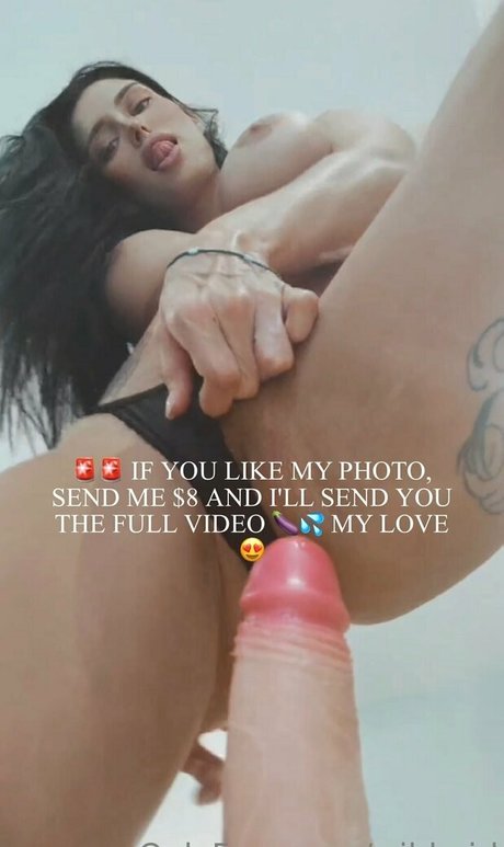 Foto di nudo di fuga di OnlyFans di Wildgirl