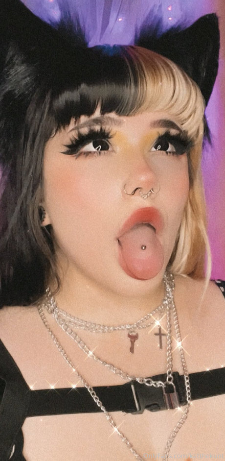 Foto di nudo di fuga di OnlyFans di Katthekunt