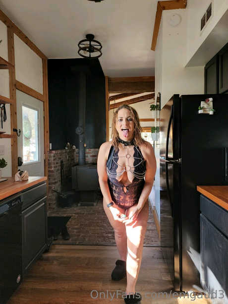 Foto di nudo di fuga di OnlyFans di Emgaudy3333