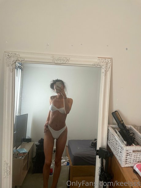 Foto di nudo di fuga di OnlyFans di Keels