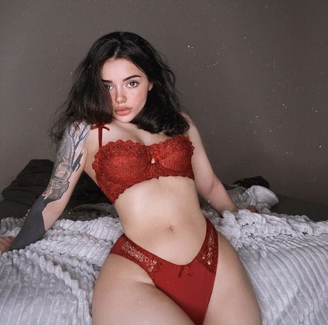 Foto di nudo di fuga di OnlyFans di Vnciel
