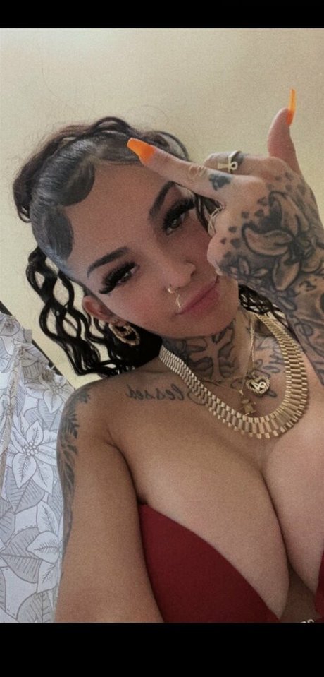Foto di nudo di fuga di OnlyFans di Ring Bells