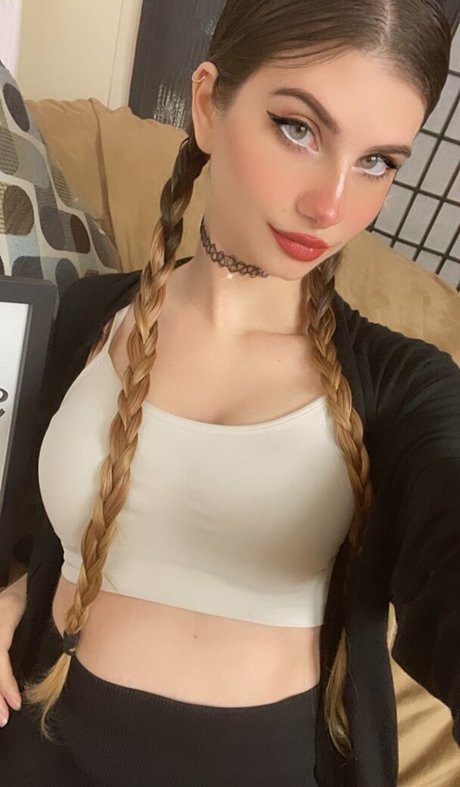 Foto di nudo di fuga di OnlyFans di Conmiele