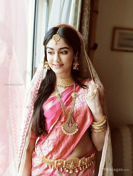 Adah Sharma