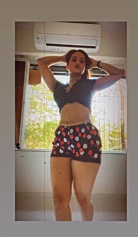 Foto di nudo di fuga di OnlyFans di Prajakta Dusane