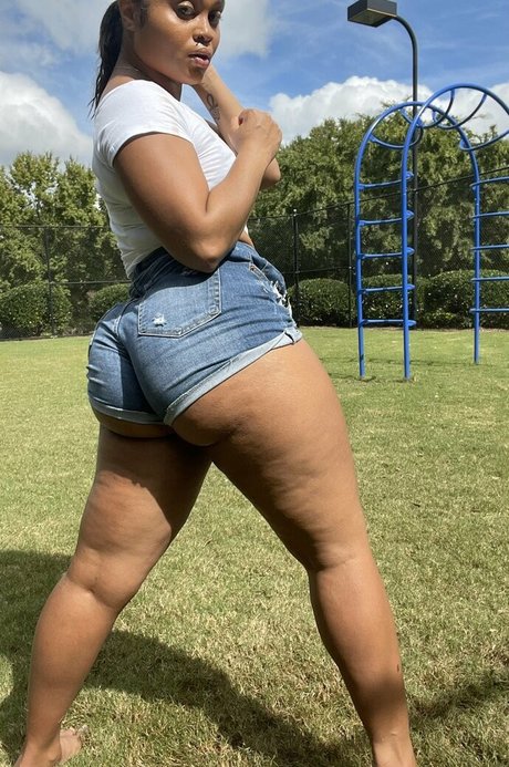 Foto di nudo di fuga di OnlyFans di Kunoichimulan