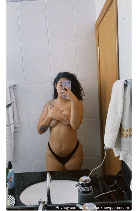Foto di nudo di fuga di OnlyFans di Unknowpalomsam