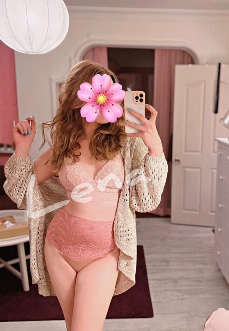 Foto di nudo di fuga di OnlyFans di Obiriconn