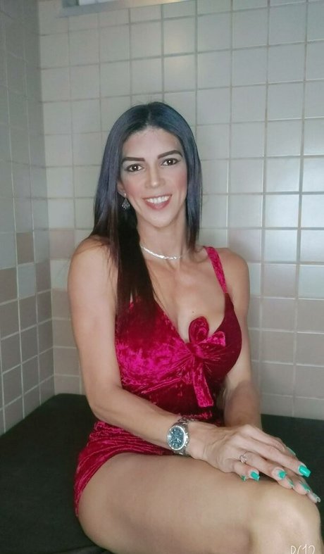 Foto di nudo di fuga di OnlyFans di Daniela Santos