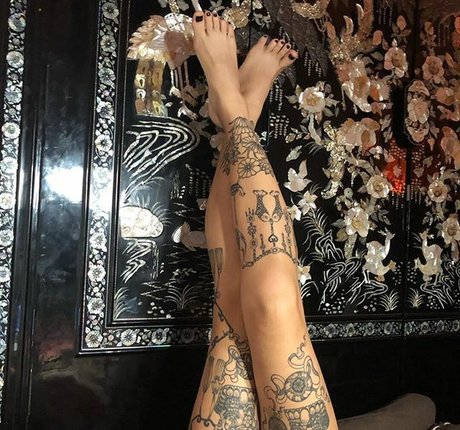 Tightcorsetloosemorals