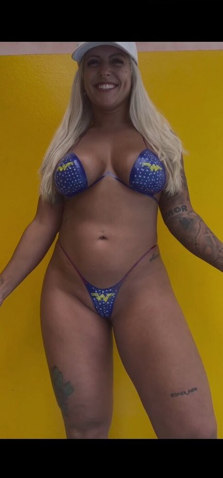 Foto di nudo di fuga di OnlyFans di Ariana Silva