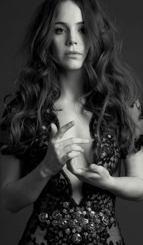 Foto di nudo di fuga di OnlyFans di Camila Sodi