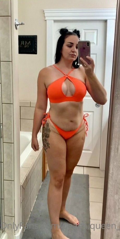Foto di nudo di fuga di OnlyFans di Peach Queen2