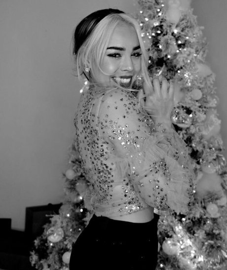 Foto di nudo di fuga di OnlyFans di Danna Paola