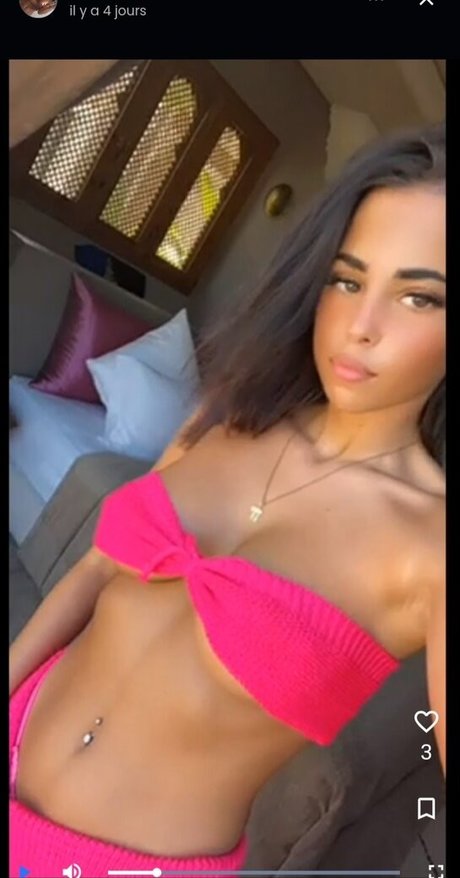 Foto di nudo di fuga di OnlyFans di Parisxxz