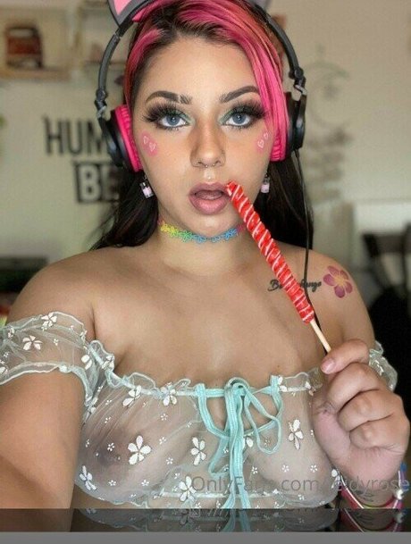 Foto di nudo di fuga di OnlyFans di Leidy Asmr