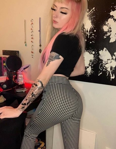 Foto di nudo di fuga di OnlyFans di Butanebunni