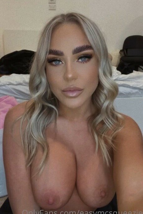 Foto di nudo di fuga di OnlyFans di Emily Mccarthy