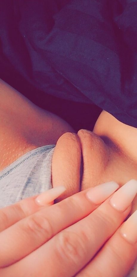 Foto di nudo di fuga di OnlyFans di Sugar Krispy Kat
