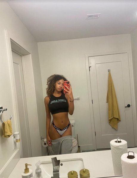 Foto di nudo di fuga di OnlyFans di Jayde Chanda