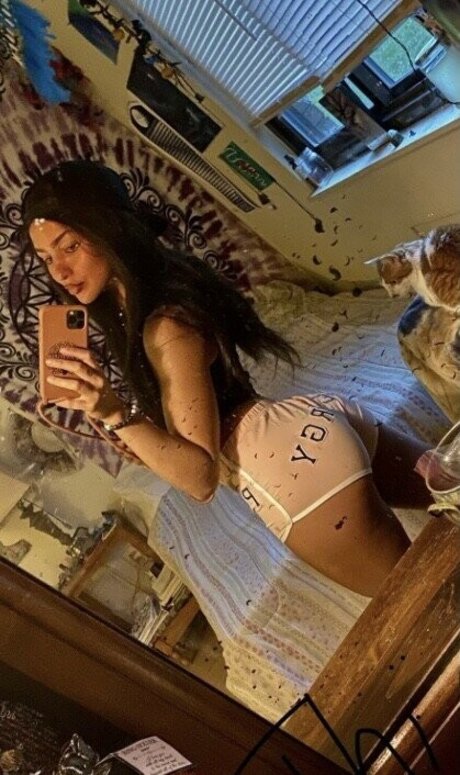 Foto di nudo di fuga di OnlyFans di Cosmicsensations