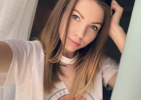Foto di nudo di fuga di OnlyFans di Lecsylexy