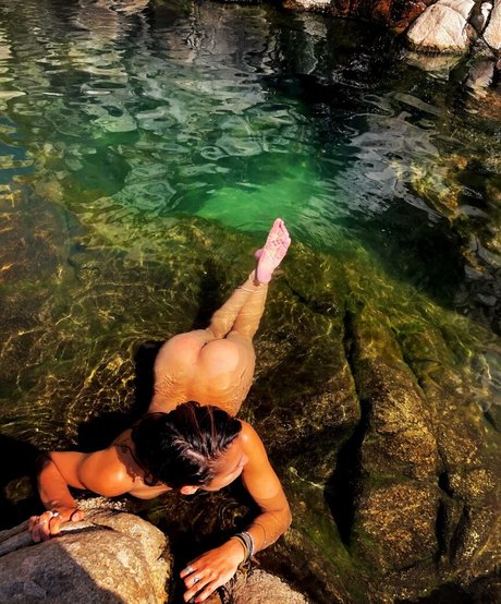Foto di nudo di fuga di OnlyFans di Evie Eternal
