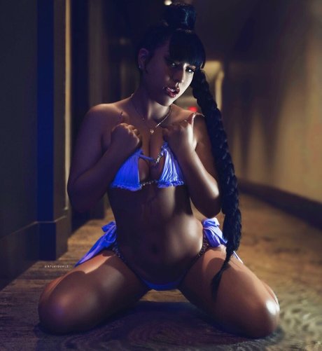 Foto di nudo di fuga di OnlyFans di Alisa Nouchi