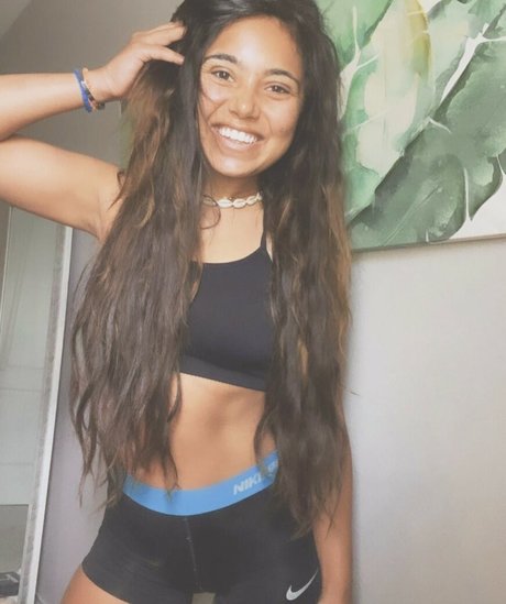 Shari G