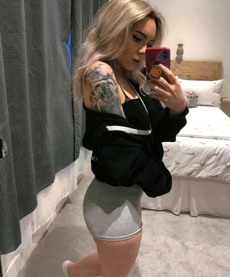 Foto di nudo di fuga di OnlyFans di Baffy