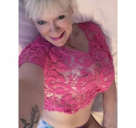 Foto di nudo di fuga di OnlyFans di Sandie Lee