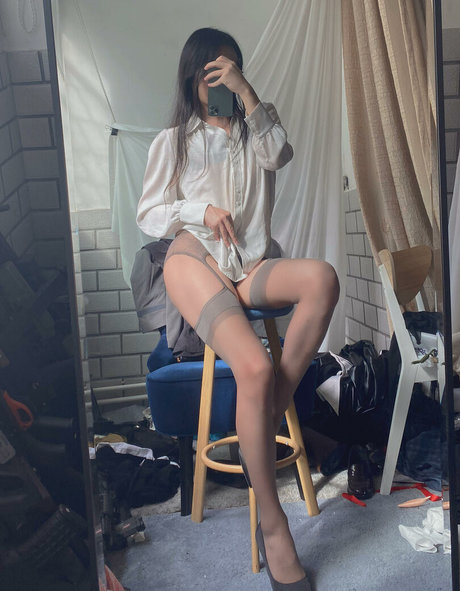 Foto di nudo di fuga di OnlyFans di Brickzhuan