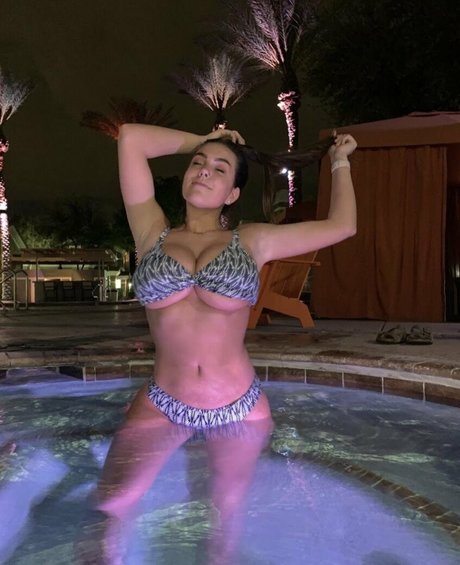 Foto di nudo di fuga di OnlyFans di Maggie W