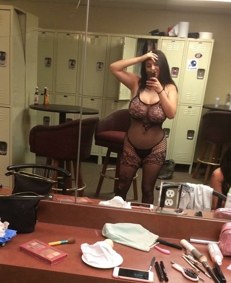 Foto di nudo di fuga di OnlyFans di Milly Marks