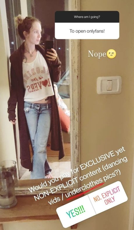 Foto di nudo di fuga di OnlyFans di Infy Snow
