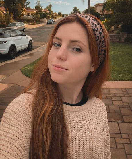 Foto di nudo di fuga di OnlyFans di Sydney Sierota