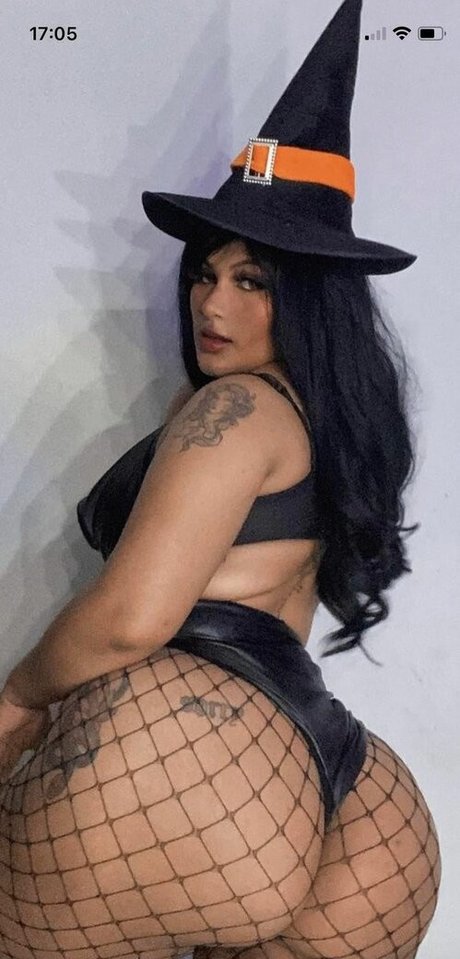 Foto di nudo di fuga di OnlyFans di Naomiverde