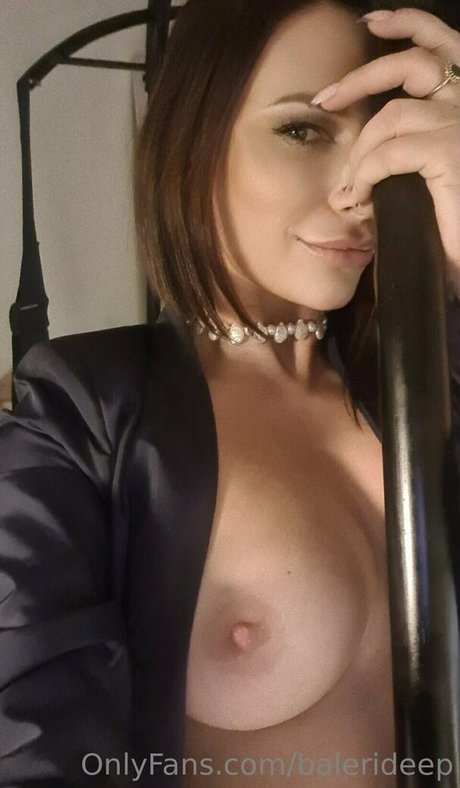 Foto di nudo di fuga di OnlyFans di Baleri Deep