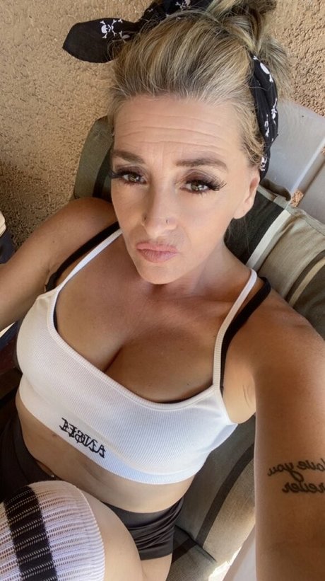 Foto di nudo di fuga di OnlyFans di Babie Doll Bre