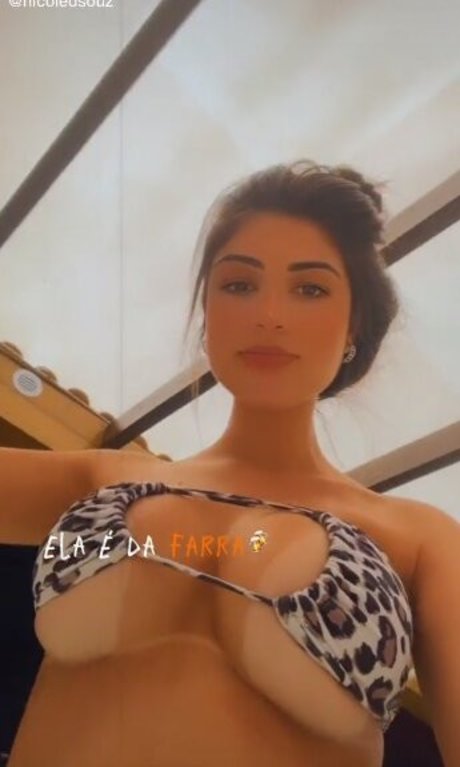 Foto di nudo di fuga di OnlyFans di Nicole De Souza