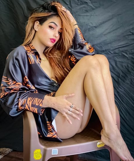 Foto di nudo di fuga di OnlyFans di Dilnoor Aka