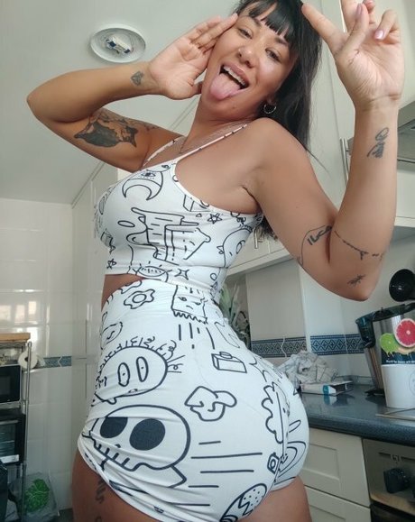 Foto di nudo di fuga di OnlyFans di Latiguerita