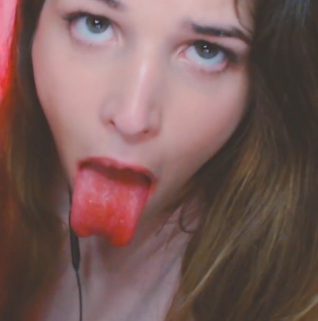 Foto di nudo di fuga di OnlyFans di Freya Victoria Luz Asmr