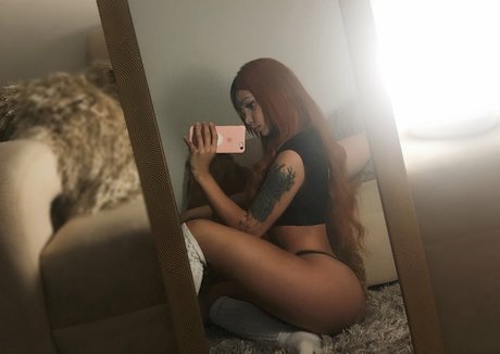 Foto di nudo di fuga di OnlyFans di Alejarabbittx